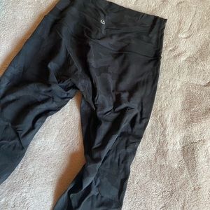black camo lululemon align leggings